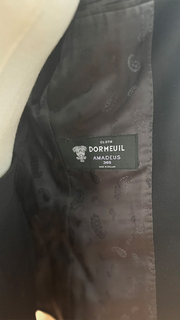Dormeuil S3Bスーツ